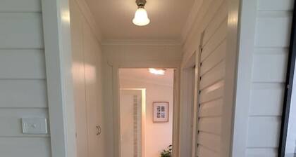 Yamba Somerset Cottage