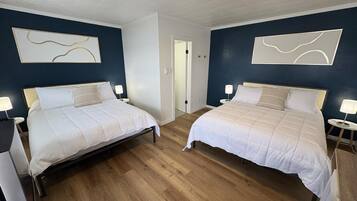 Laptop workspace, free WiFi