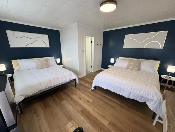 Arbetsyta för laptop och gratis wi-fi