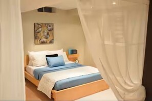 1 chambre, fer et planche à repasser, Wi-Fi gratuit, draps fournis