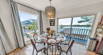 NEW! Hot Tub I Mountain Views I Lawn Games I Patio I BBQ I Walkable to Hikes!