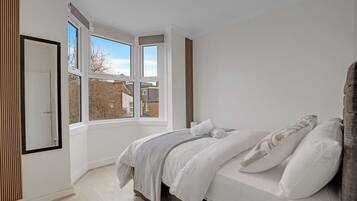 2 chambres, fer et planche Ă repasser, Wi-Fi, draps fournis