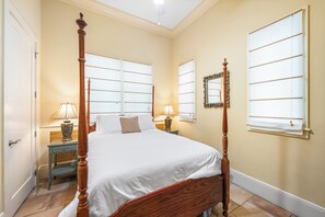 4 Schlafzimmer, Bügeleisen/Bügelbrett, kostenloses WLAN, Bettwäsche