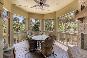 Outdoor dining - Private Pool +Lagoon Views and Secluded Setting (Kiawah Island)