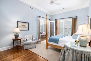 7 chambres, fer et planche à repasser, Wi-Fi gratuit, draps fournis