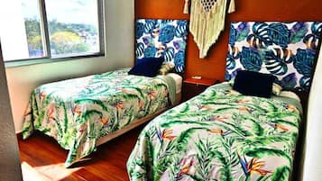 2 chambres, fer et planche Ă repasser, Wi-Fi, draps fournis