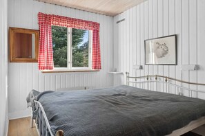 3 室のベッドルーム、WiFi (無料)