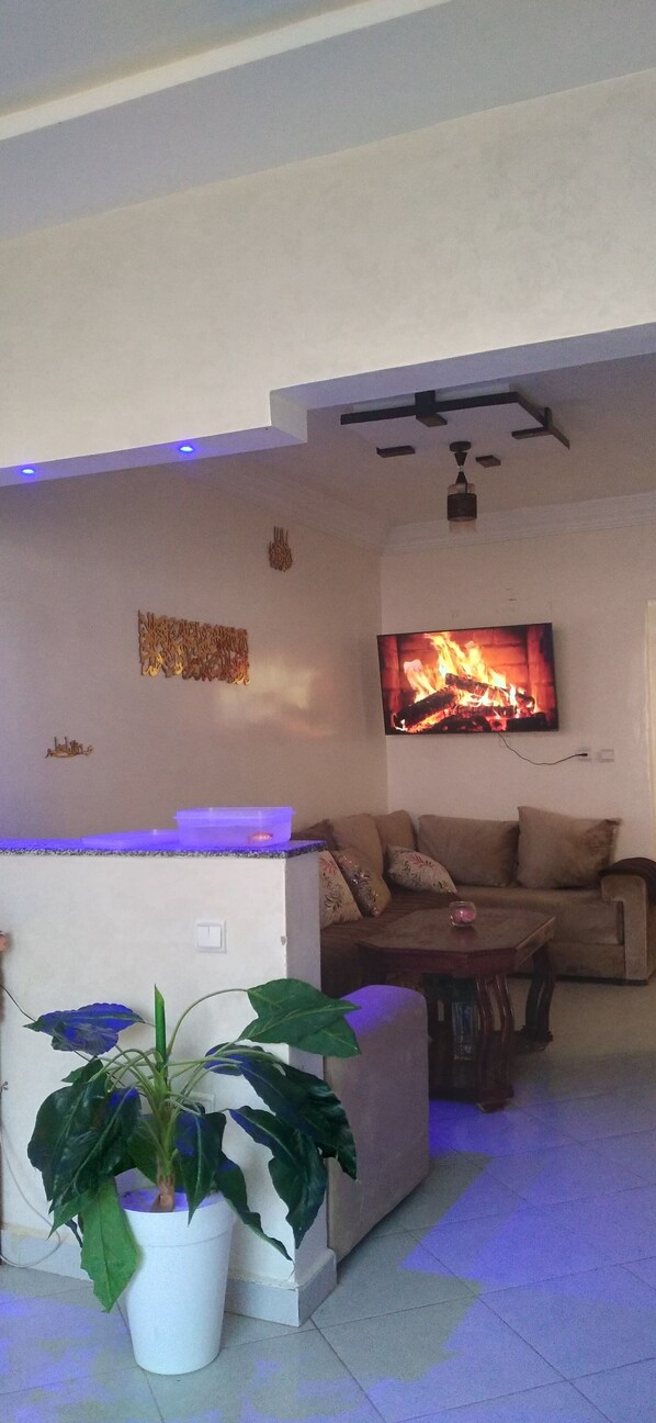 المنشأة من الداخل