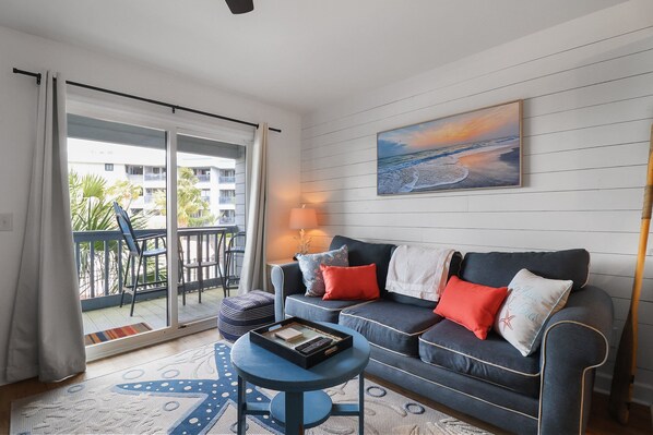 Smart TV - Comfortable, Modern Beach and Racquet Condo | Pool (Tybee Island)