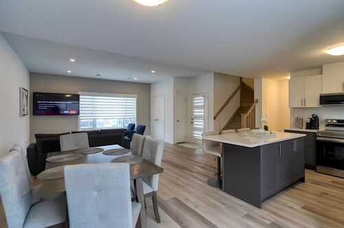 Premium Stay at Niagara falls