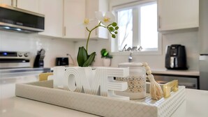 Private kitchen - Premium Stay at Niagara falls (Niagara Falls)