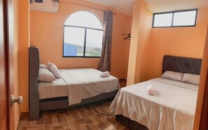 2 chambres, fer et planche à repasser, Wi-Fi gratuit, draps fournis