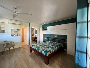 2 bedrooms, iron/ironing board, travel cot, free WiFi