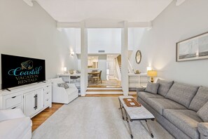 Smart TV - 1-bedroom villa nestled in the heart of Harbour Town (Hilton Head Island)