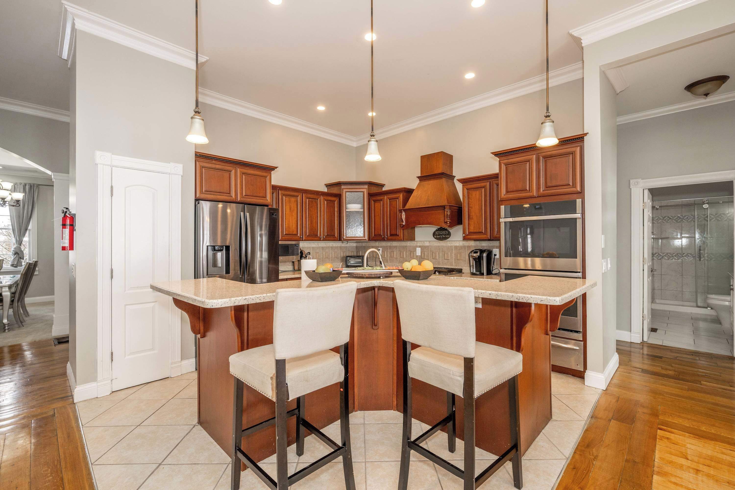 House, Multiple Beds, Patio, Garden View (The Bishops Manor) | Private kitchen | Fridge, microwave, oven, stovetop