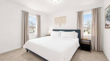 4 bedrooms, individually decorated, individually furnished, bed sheets