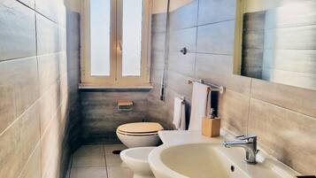 Haartrockner, HandtĂŒcher