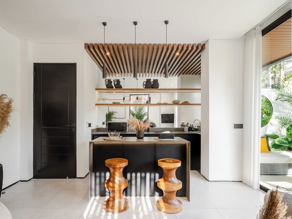 Deluxe Apartment | Private kitchen