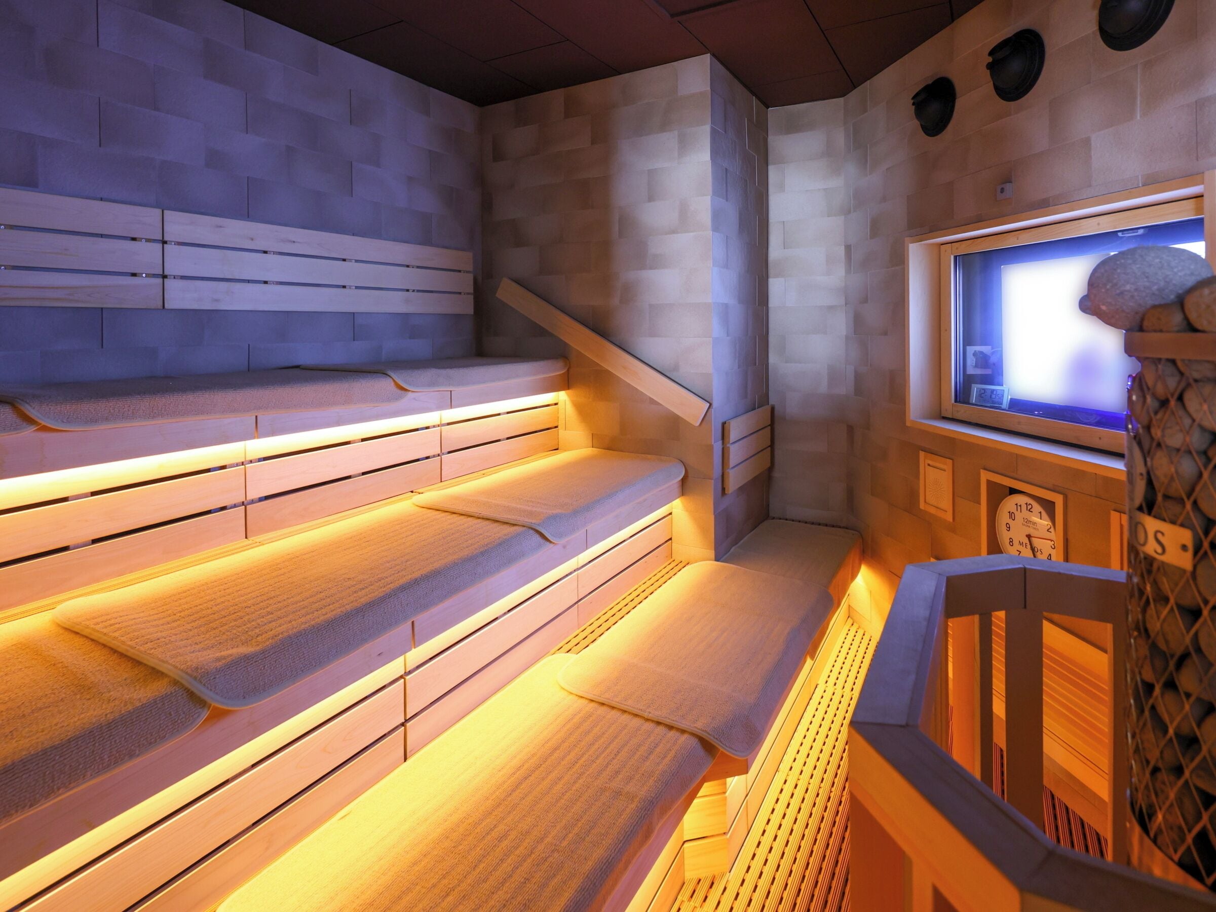 사우나, 온천/광천수 온천