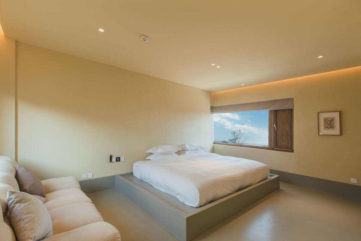 Deluxe Double Room | Premium bedding, down comforters, blackout drapes, soundproofing