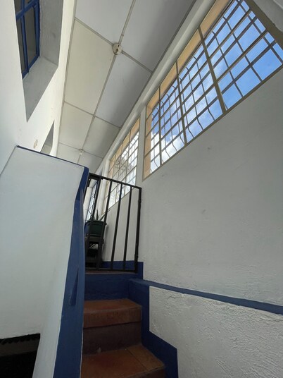 Affordable colonial style room in the historic center of the city