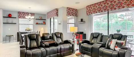 TV connectée, baby-foot, table de tennis de table