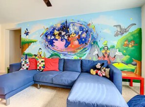 Smart TV, table football, ping pong - Family Paradise at Solterra (Davenport)