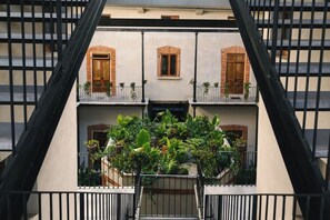 Interior - Cozy Contemporary Loft near Centro Histórico (Centro)