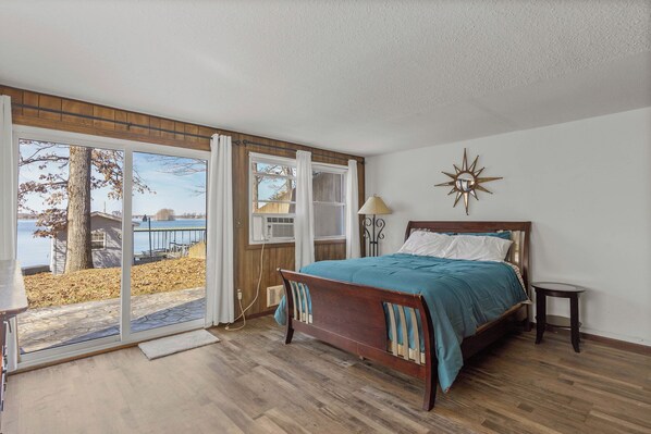 4 bedrooms, free WiFi, bed sheets