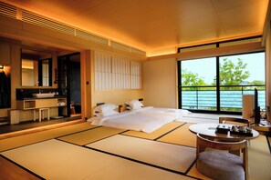 Premium bedding, blackout curtains, free WiFi, bed sheets - HARUNOYA (Hangzhou)