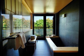 Premium bedding, blackout curtains, free WiFi, bed sheets - HARUNOYA (Hangzhou)