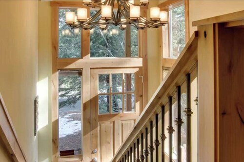 Deluxe West Shore Cabin with Theater Room, Deluxe West Shore Cabin