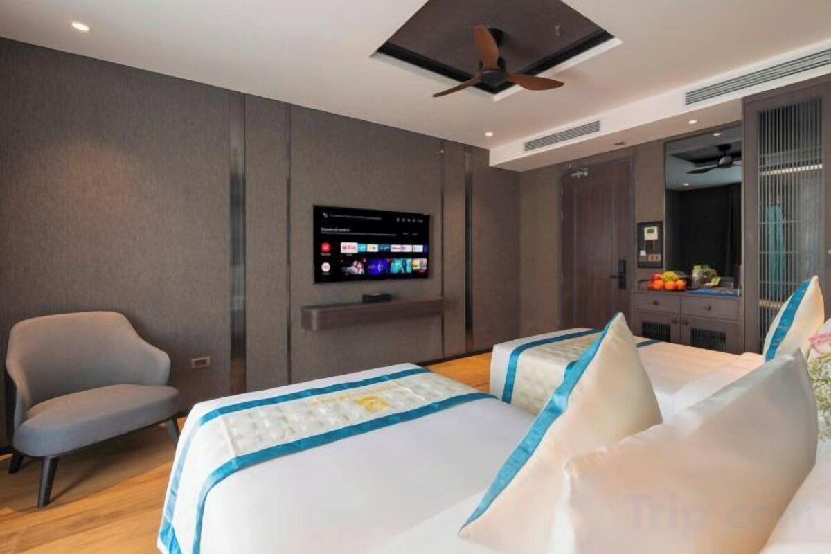Literie de qualité, lit avec matelas en mousse à mémoire, coffre-fort