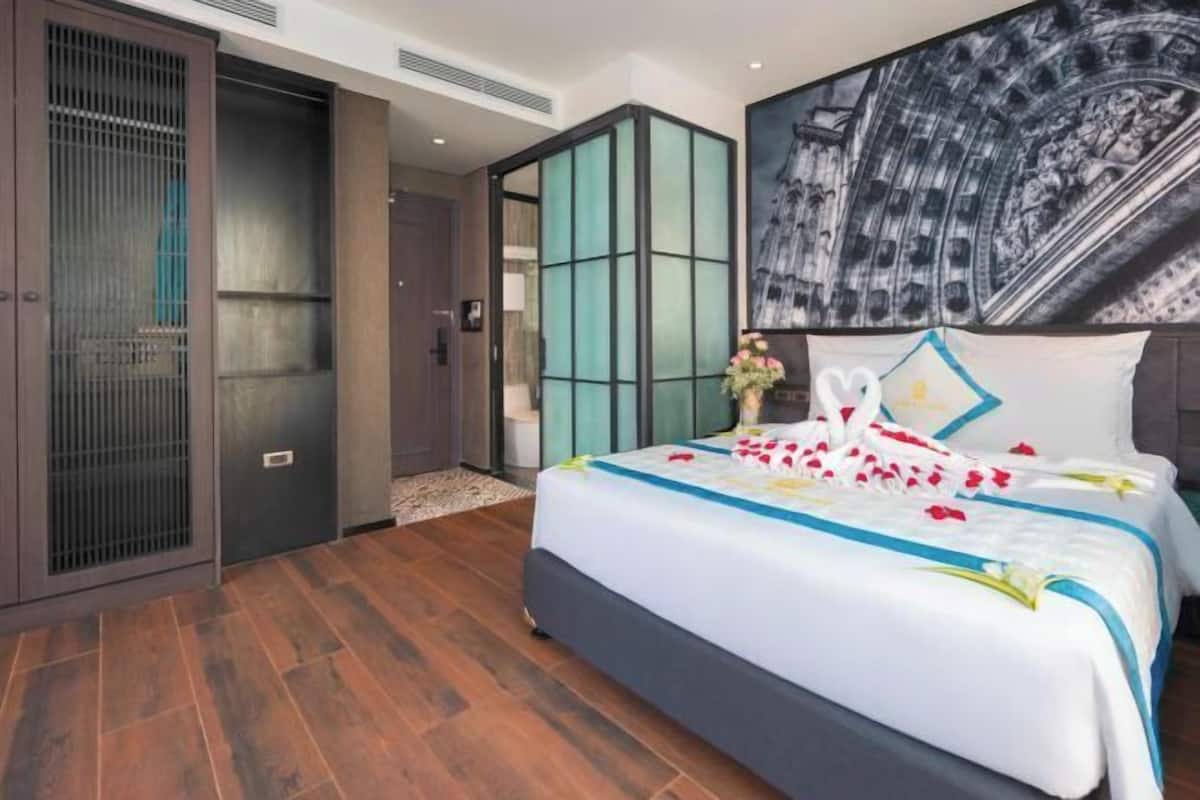 Peralatan tempat tidur premium, busa memori, peti besi dalam bilik 