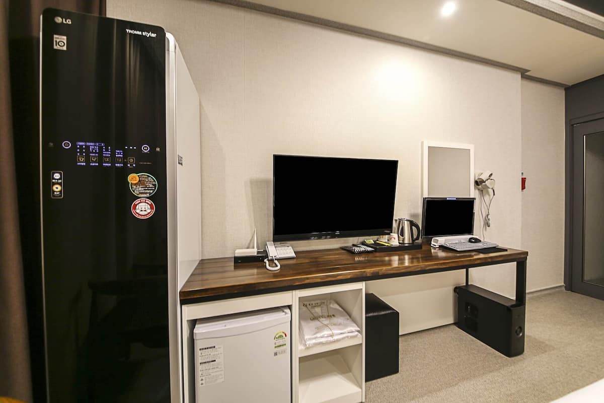 Premium Room | Blendingsgardiner, lydisolert og wi-fi (inkludert)