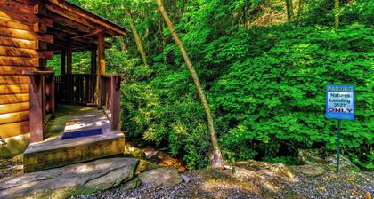 Nature's Landing Cabin at Panther Creek