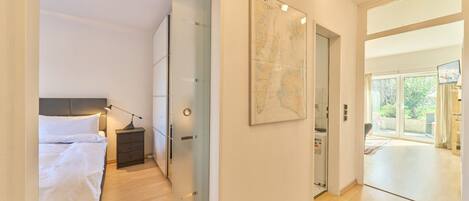 2 عدّة غرف نوم ومكواة/لوح كي وواي فاي