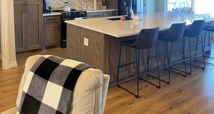 The Lake Houston Escape