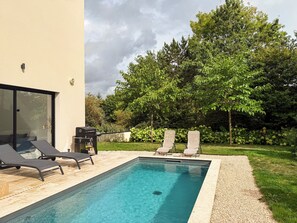 Piscine extérieure, piscine chauffée