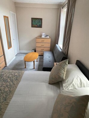 Large Double sea view | View from room - GNDJ Hotel (Skegness)