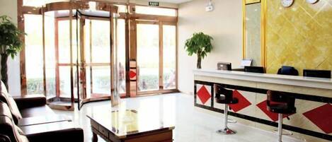 ロビーラウンジ