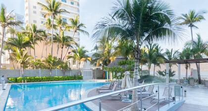 Hermosas vistas en Piso 10 en Camino al Mar