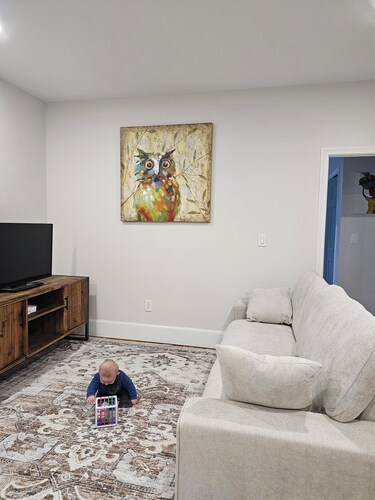 Stylish & Cozy Boston Retreat Near Train Station, Parks & Cafés