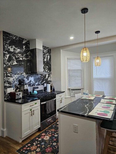 Stylish & Cozy Boston Retreat Near Train Station, Parks & Cafés