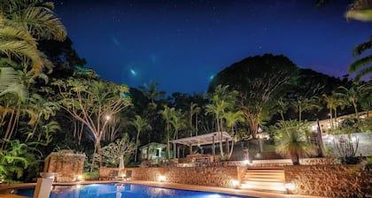 Sensom Boutique Bed and Breakfast