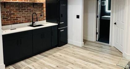 Charming 1-bedroom house in The Bronx with AC, WiFi