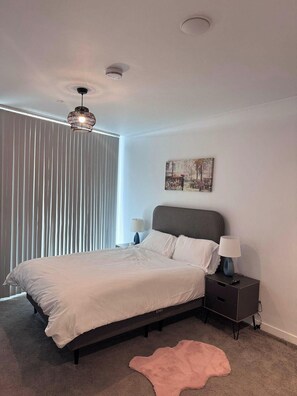 2 bedrooms, WiFi, bed sheets