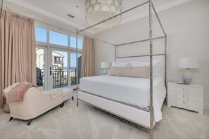 2 slaapkamers, een strijkplank/strijkijzer, gratis wifi, beddengoed