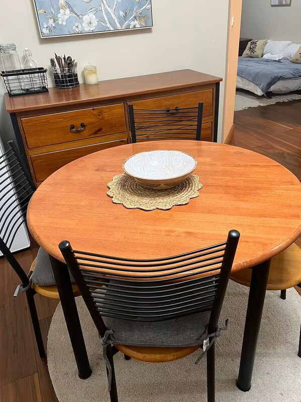 Dining - castle hill， Cozy Inn (Castle Hill)