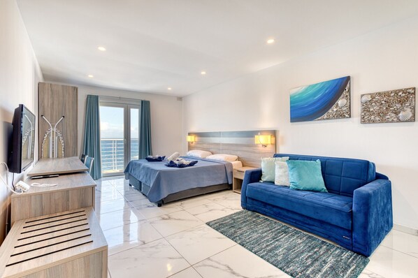 1 slaapkamer, een strijkplank/strijkijzer, wifi, beddengoed